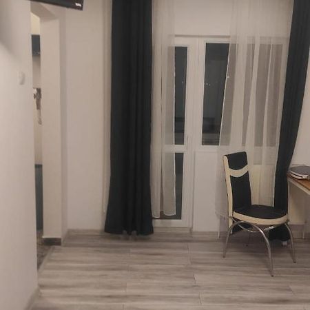 Appartamento Garsoniera Turda Valeria Esterno foto