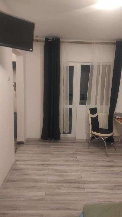 Appartamento Garsoniera Turda Valeria Esterno foto